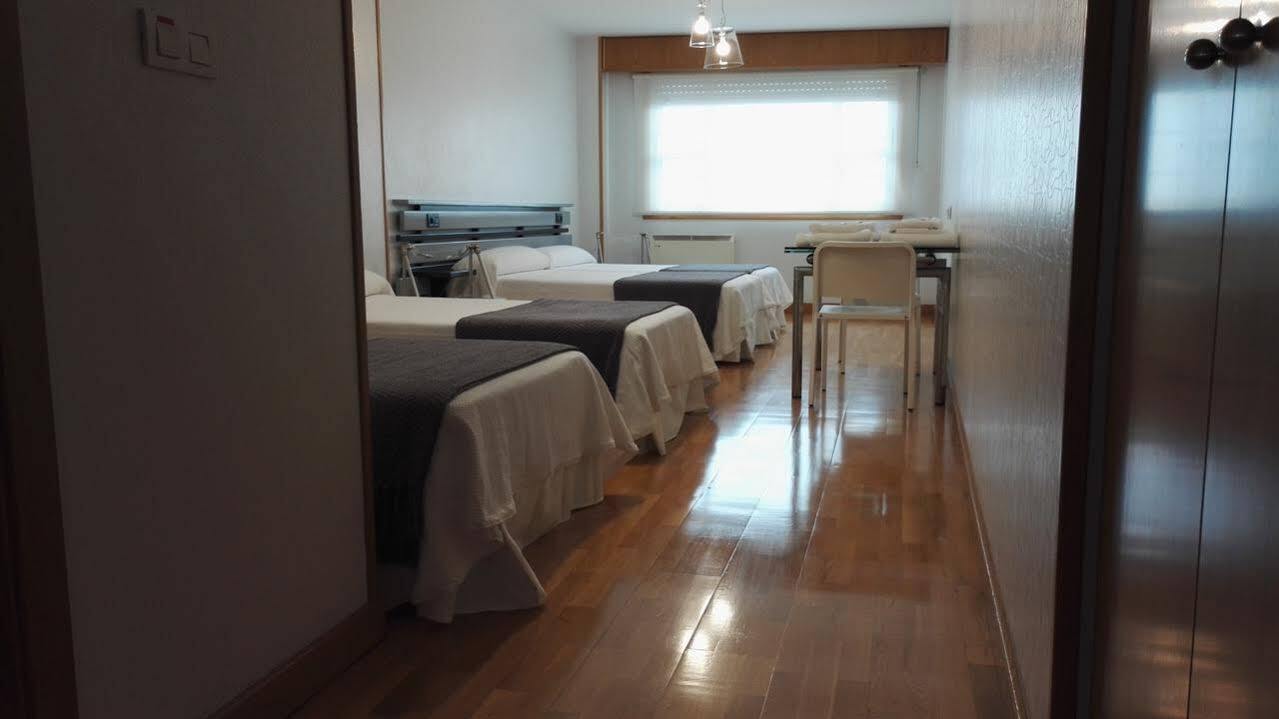 Hotel Ofi A Coruna Luaran gambar